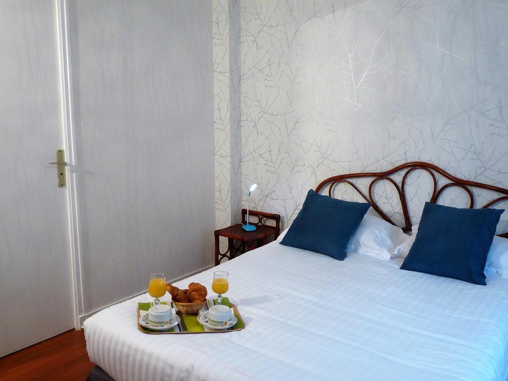 Ariane Hotel Жуе-ле-Тур Екстериор снимка